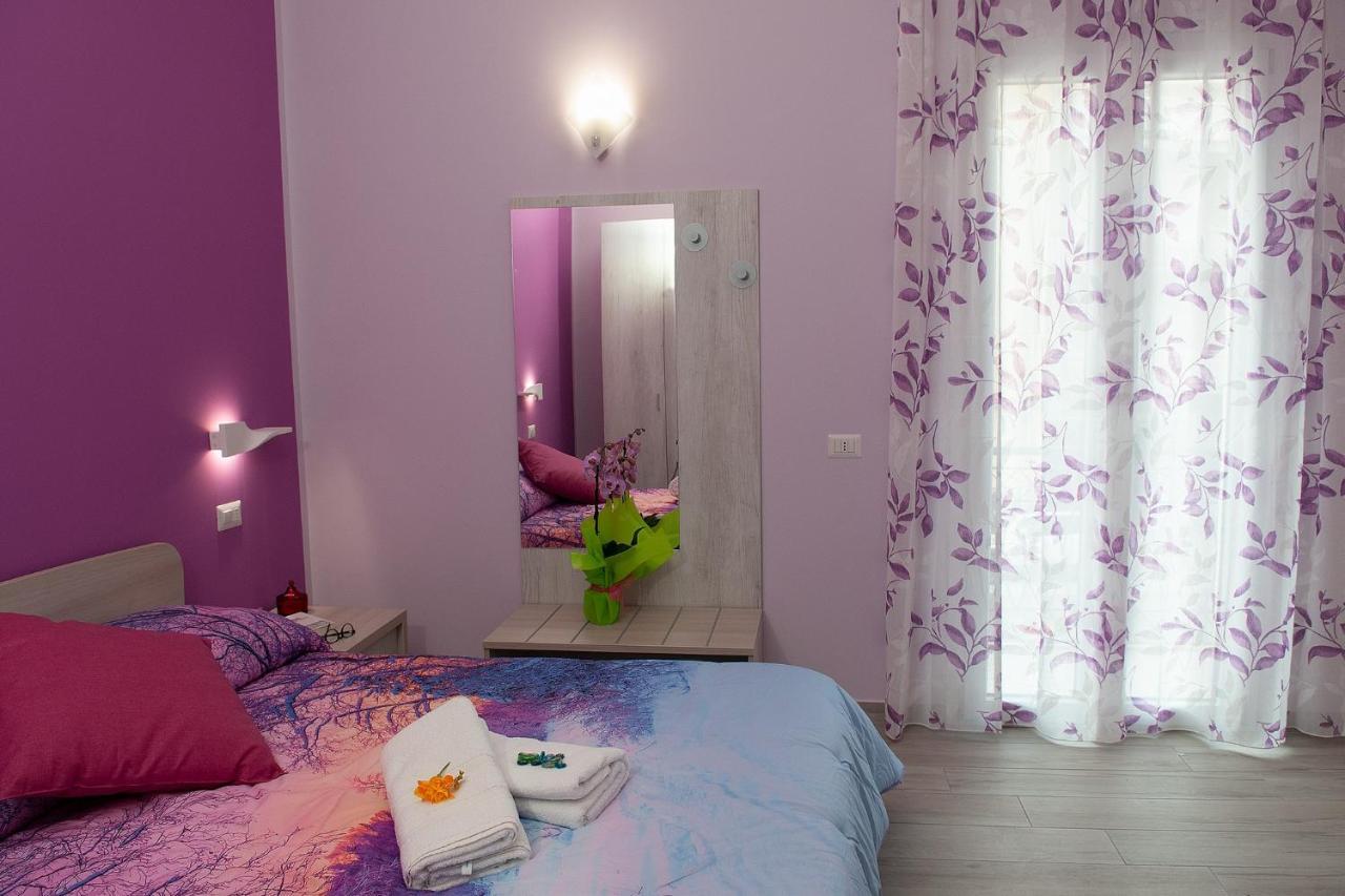 B&B Rainbow Campofelice Di Roccella Extérieur photo