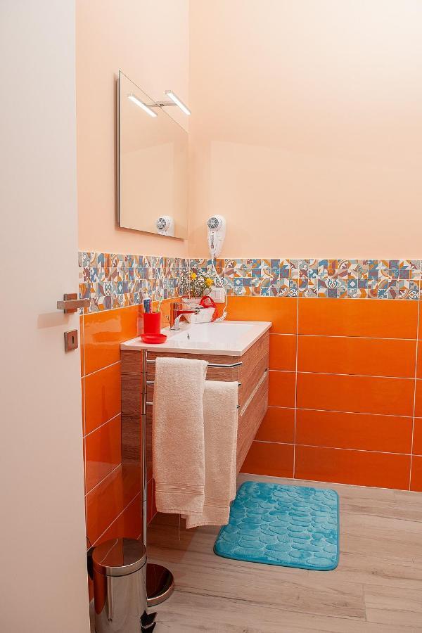 B&B Rainbow Campofelice Di Roccella Extérieur photo